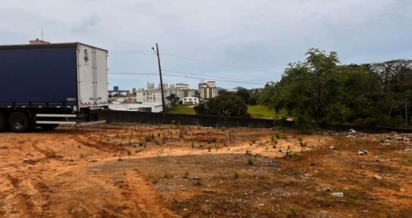 Terreno à venda na Serraria, São José 