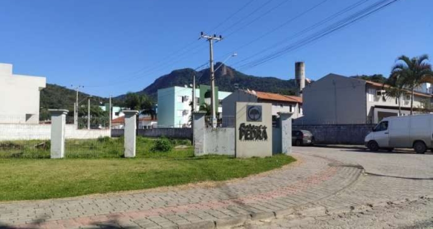 Terreno à venda no Sertão do Maruim, São José 