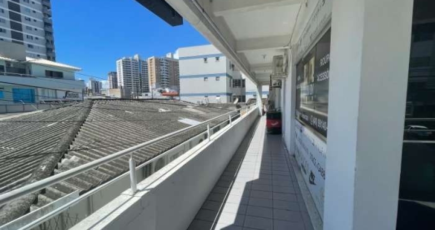 Sala comercial à venda no Kobrasol, São José 