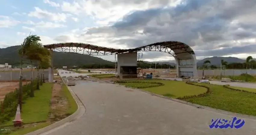 Terreno à venda na Avenida Beira Rio, 999, Deltaville, Biguaçu