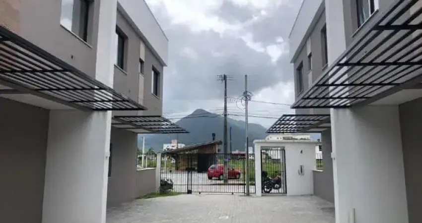 Casa com 3 quartos à venda na Abílio Roldão Garcia, 892, Nova Palhoça, Palhoça