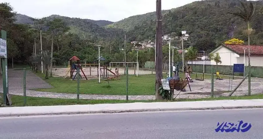 Casa com 4 quartos à venda na Joao Jacob, 61, Encruzilhada, Biguaçu