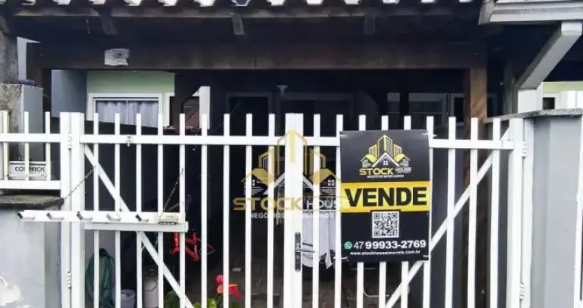 Casa com 2 quartos à venda no Aventureiro, Joinville