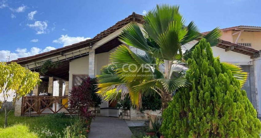 Casa Rústica com Estilo Anos 90 para Vender na Coroa do Meio