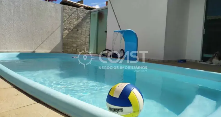 Casa à venda na Aruana com piscina.