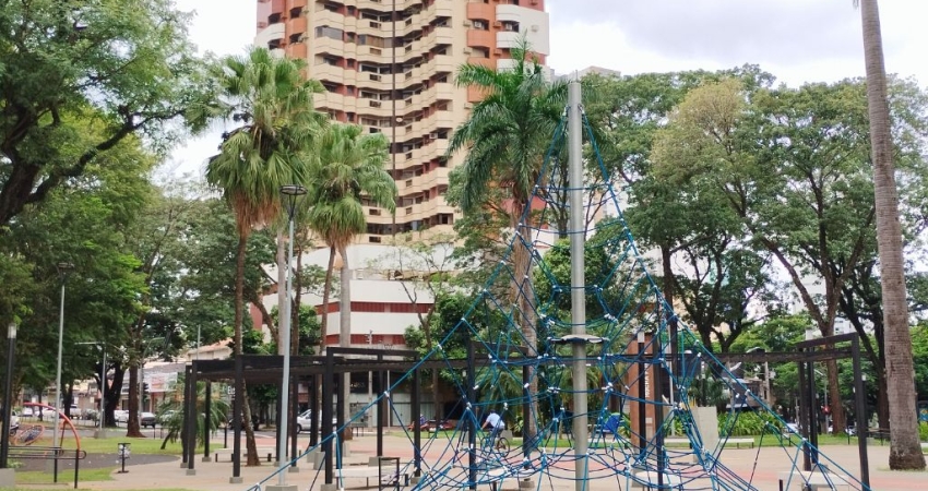 Apartamento com 4 quartos à venda na Praça Rocha Pombo, 15, Zona 01, Maringá