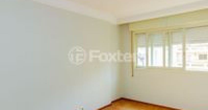 Apartamento com 3 quartos à venda na Rua Duque de Caxias, 1304, Centro Histórico, Porto Alegre