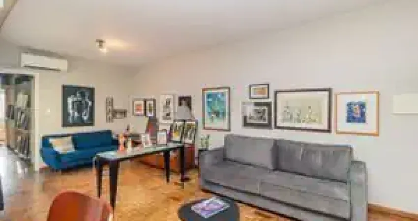 Apartamento 3 dorms à venda Rua Felipe Camarão, Rio Branco - Porto Alegre