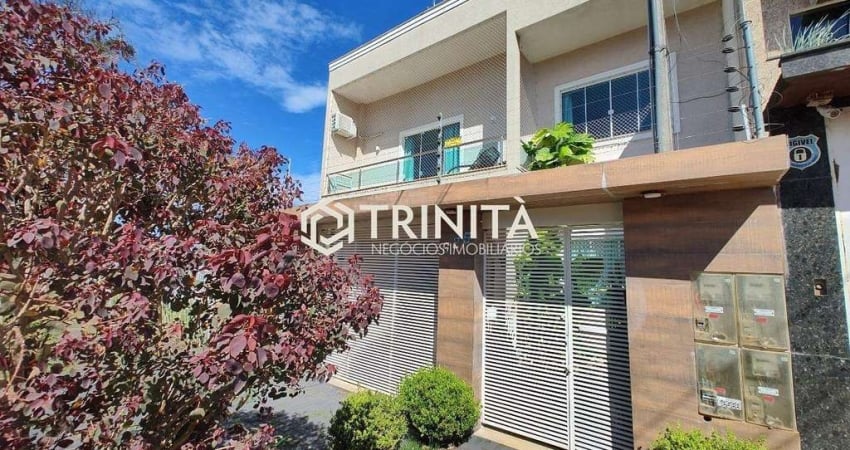 Sobrado Triplex com 1 Suíte, 2 Quartos e 2 Vagas | Alto Alegre