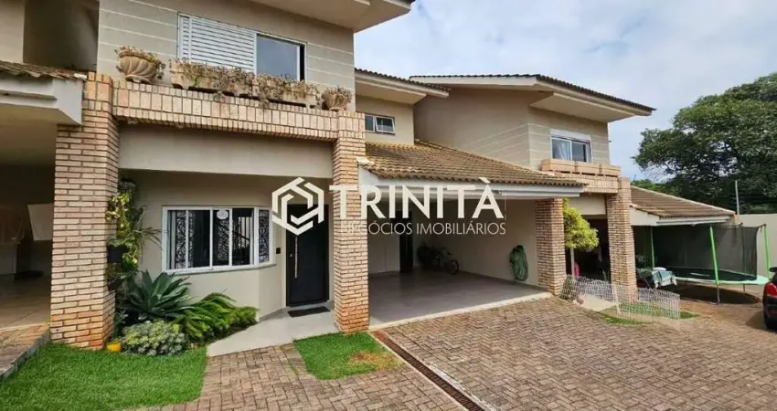 Sobrado com 1 Suíte e 2 Quartos | 2 Vagas de garagem no Country