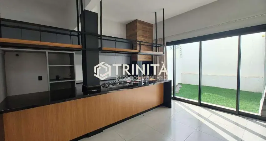 Casa semimobiliada com suíte, duas vagas cobertas e sobra de terreno | jardim veredas