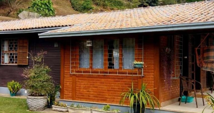 Casa com 3 quartos à venda no Albuquerque, Teresópolis 