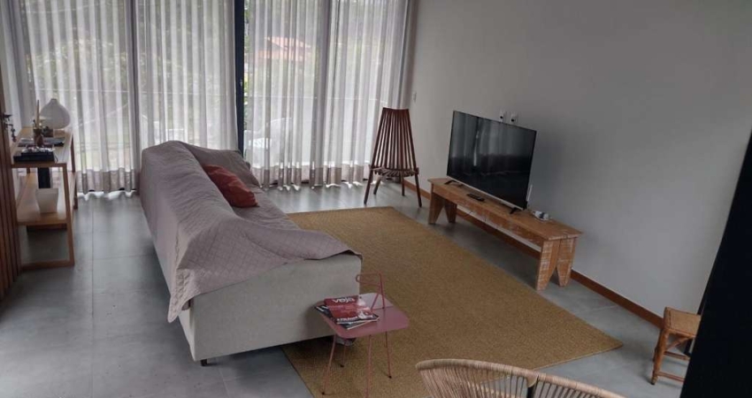 Casa para Venda em Teresópolis, Vargem Grande, 3 dormitórios, 1 suíte, 3 banheiros, 1 vaga