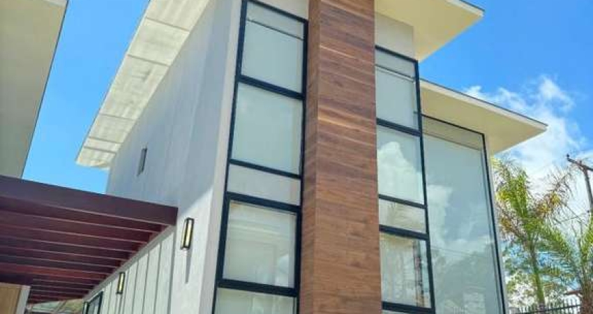 Casa em Condomínio para Venda em Teresópolis, Tijuca, 4 dormitórios, 1 suíte, 3 banheiros, 3 vagas