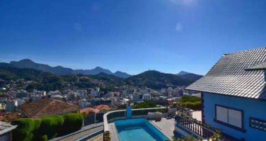 Casa para Venda em Teresópolis, FAZENDINHA, 4 dormitórios, 2 suítes, 4 banheiros, 5 vagas