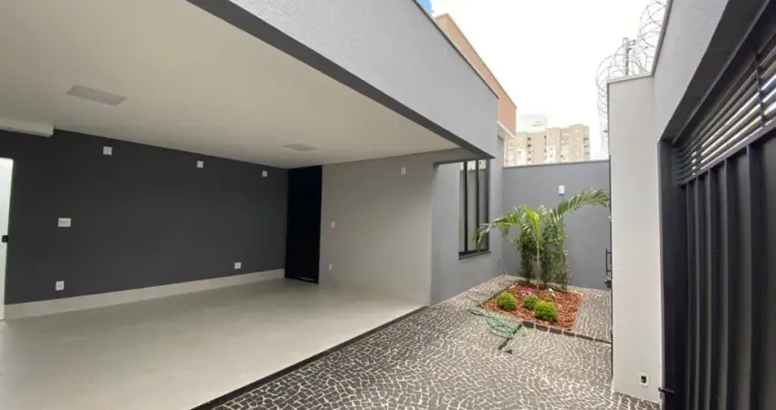 MORE NO CONFORTO DE UMA CASA LINDA E AMPLA.