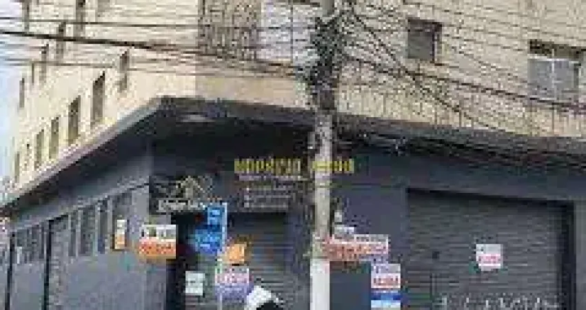 Salão Comercial de 270 m2 com 02 Banheiro para Locação- Suzano - Centro