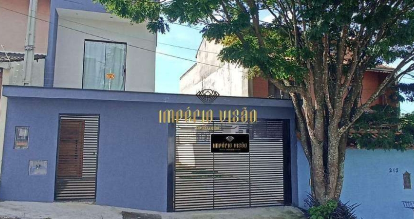 Sobrado a venda com 2 Suítes, 5 vagas de garagem descobertas no bairro Vila Rei, Mogi das Cruzes SP