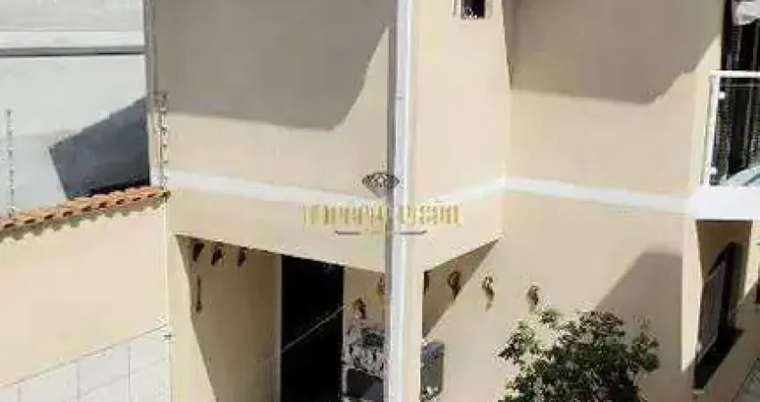 Sobrado com 3 dormitórios com sacada para locação no Jardim dos Ipês - Suzano - SP