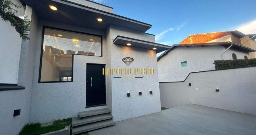 Casa com 3 Dormitórios, sendo 1 Suíte com sacada para Venda no bairro Vila Rei - Cidade -Suzano/SP