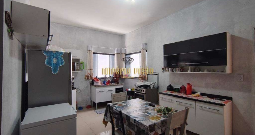 Sobrado à Venda com 3 dormitórios, sendo 1 Suíte no bairro Jardim Quaresmeira II - Suzano/SP