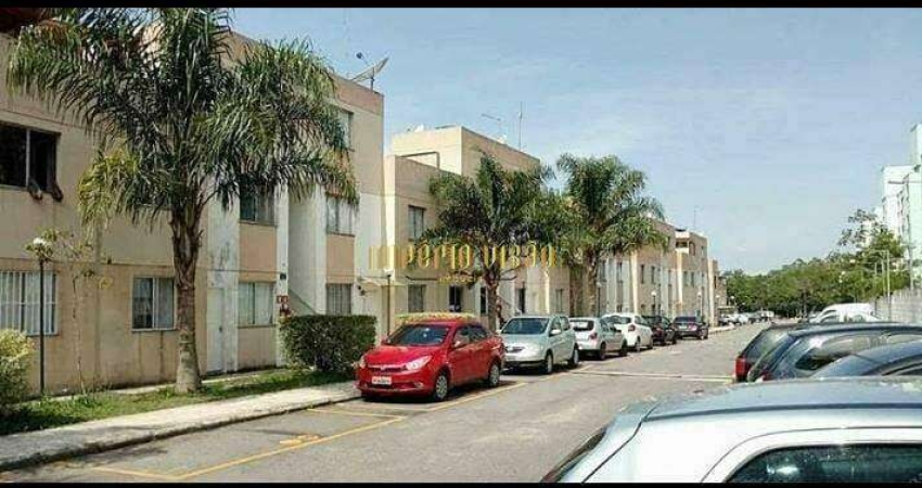 Apartamento duplex a Venda com 2 Dormitórios, 1° andar - escadas - Poá-SP