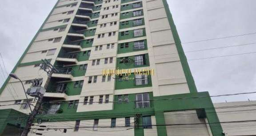Apartamento á Venda com 3 Dormitórios, sendo 1 Suíte, piscina, elevador e varanda no Edifício Casa Blanca - Jardim São Luis - Suzano - SP