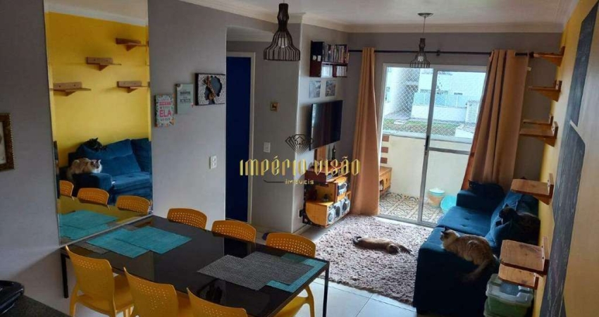 Apartamento com 2 Dormitórios e com sacada, no Residencial Vila Ceres, Vila Cintra , Mogi das Cruzes
