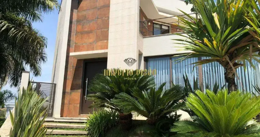 Sobrado à Venda com 3 Dormitórios, sendo 2 Suítes mobiliada com Piscina no Condomínio Aruã Brisas em Mogi das Cruzes-SP
