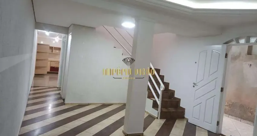 Sobrado à venda com 3 Dormitorios, sendo 1 Suíte no bairro Jardim Camila em Mogi Das Cruzes-SP