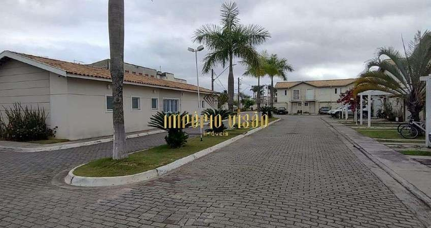 Sobrado no Condomínio Villagio Florida com 3 Dormitórios, sendo 1 Suíte na região Central de Suzano-SP