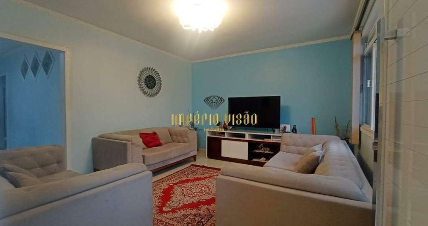 Casa à venda com 4 Dormitórios, sendo 3 Suítes e 4 Vagas de garagem no bairro Jardim Medina Poá/ SP