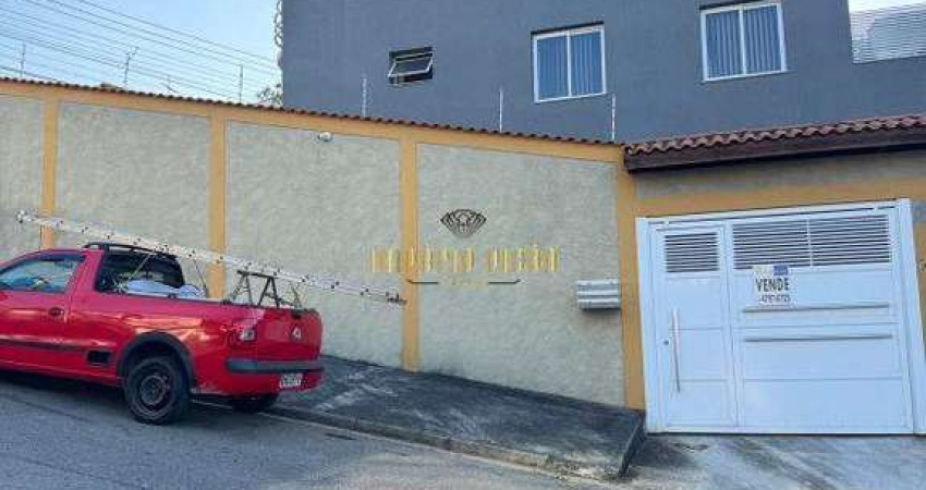 Sobrado à venda com 3 Dormitórios, sendo 1 Suíte Climatizada, Área Gourmet com Churrasqueira e Piscina - Vila São Sebastião - Mogi das Cruzes-SP