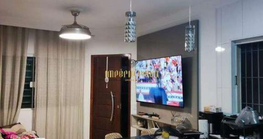 Casa à venda com 3 Dormitórios, sendo 1 Suíte no bairro Jardim Santa Lucia - Suzano-SP