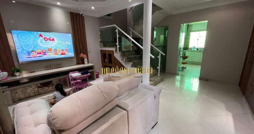 Sobrado à venda com 3 Dormitórios, sendo 1 Suíte Master com Hidromassagem e Área Gourmet com Piscina no bairro Jardim Quaresmeira - Suzano-SP