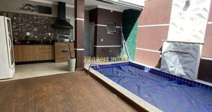 Sobrado a Venda com Piscina e 3 dormitórios a venda na Vila di Cesar em Mogi das Cruzes-SP