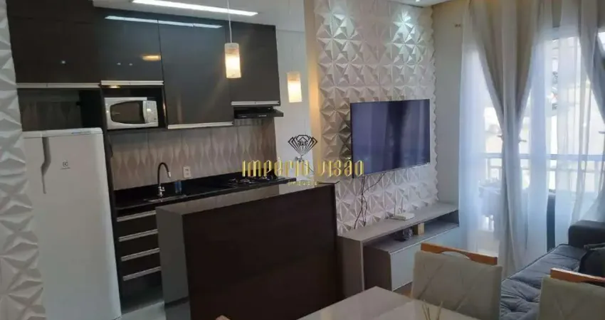 Apartamento à venda no 1° Andar com 2 Dormitórios, Sala com sacada no Condomínio Clube, próximo a estação de Ferraz de Vasconcelos-SP