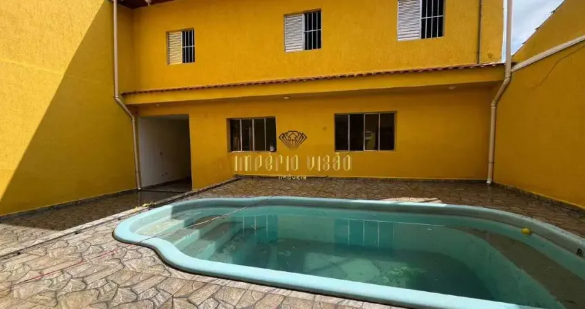 Sobrado à venda com 6 Dormitórios, Piscina e 2 Edículas no bairro Nova Poá - Poá-SP