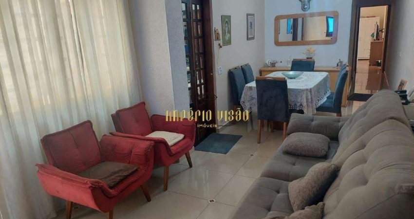 Casa à venda com 3 Dormitórios, sendo 1 Suíte e 2 Vagas de garagem cobertas no bairro Sítio São José - Suzano-SP