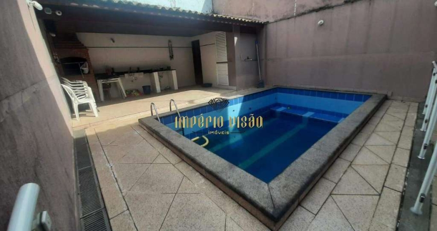 Sobrado à Venda com 3 Suítes, Closet, Hidro, Piscina e Área Gourmet - Jardim Imperador - Suzano - SP