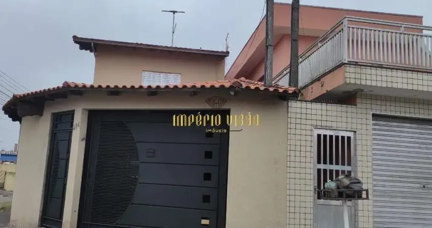 Sobrado à venda com 4 Dormitórios, Área gourmet e 2 Vagas de garagem no bairro Jardim Miriam - Suzano-SP