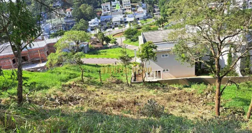 Terreno à venda com 513m² no Condomínio Arujá Hills 3 no bairro Jardim Imperial - Arujá-SP