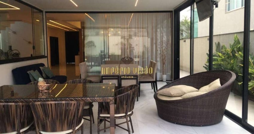 Casa de Alto Padrão com 3 suítes e espaço gourmet com piscina à venda no condomínio Residencial Suzano - SP.