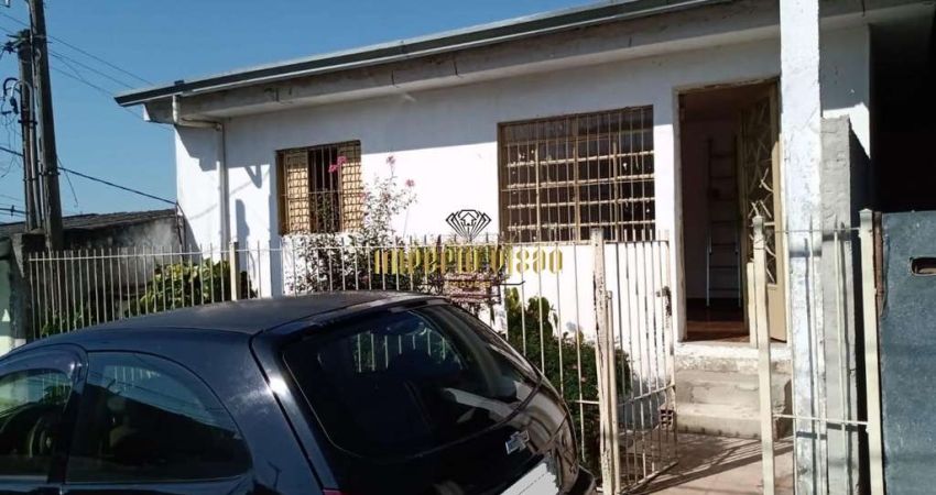Casa com 2 Dormitórios à venda no bairro de Vila Cecília em Mogi das Cruzes - SP.