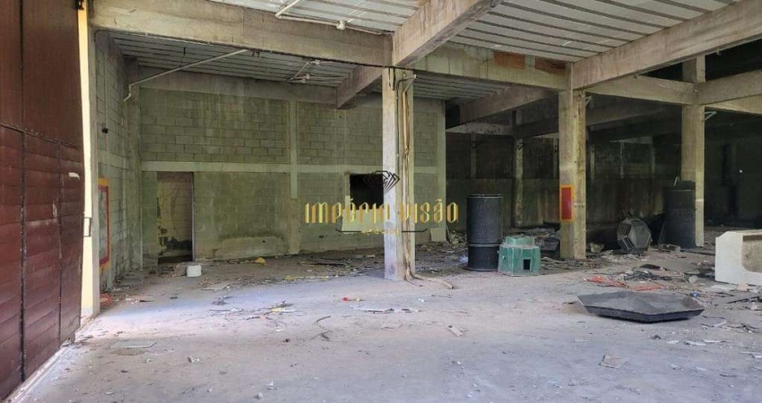 Galpão com 600m² para Aluguel no Jardim Aracy - Mogi das Cruzes - SP