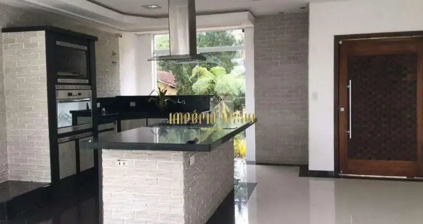 Casa de Condomínio à venda com 3 dormitórios, Escritório e Churrasqueira no Ipelândia - Suzano-SP
