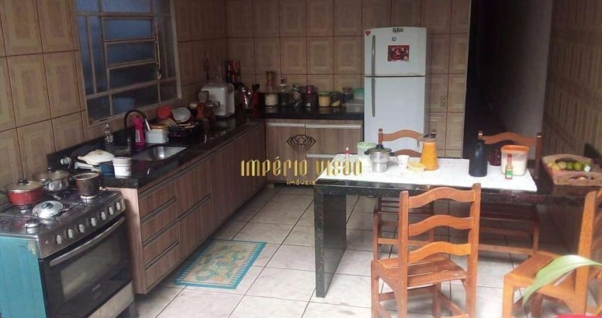 Casa com 3 dormitórios e área gourmet à venda no bairro Miguel Badra - Suzano - SP