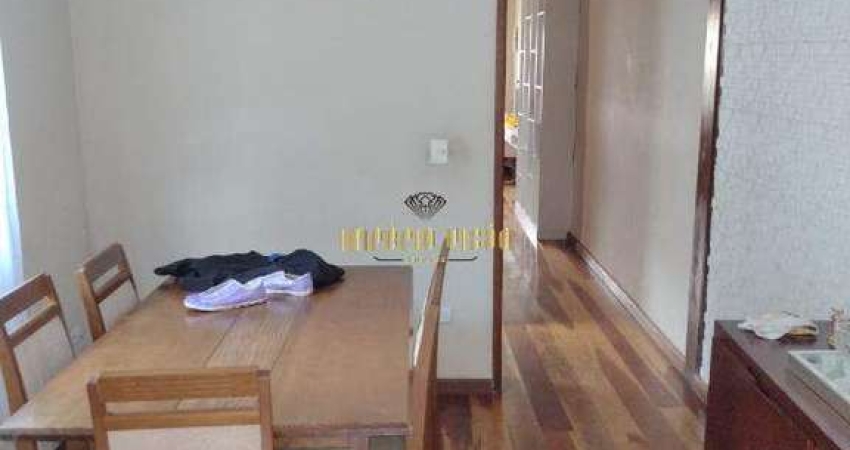 Sobrado à venda com 3 Dormitórios e 2 Vagas cobertas no bairro Jardim Lincoln - Suzano-SP
