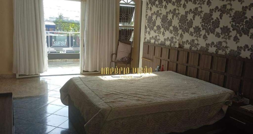 Sobrado com 4 dormitórios à venda no Jardim Imperador - Suzano-SP