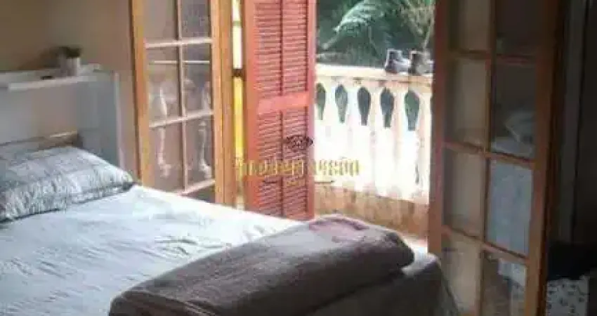 Casa com 3 dormitórios à venda no bairro Jardim da Estação - Itaquaquecetuba-SP